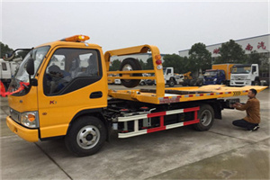 崇州哪里有拖车服务